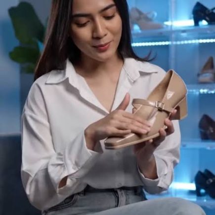 Dari Jelly Girl ke Sepatu Bola: 5 Tren Fashion TikTok yang Lagi Menggila di 2026
